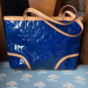 Coach Peyton Signature Navy Patent Embossed Leather Purse